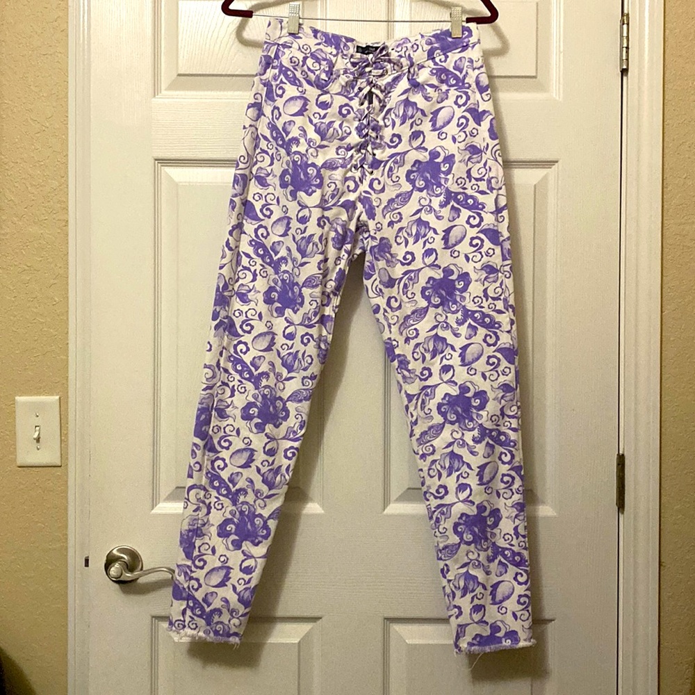 riot high rise mom jean